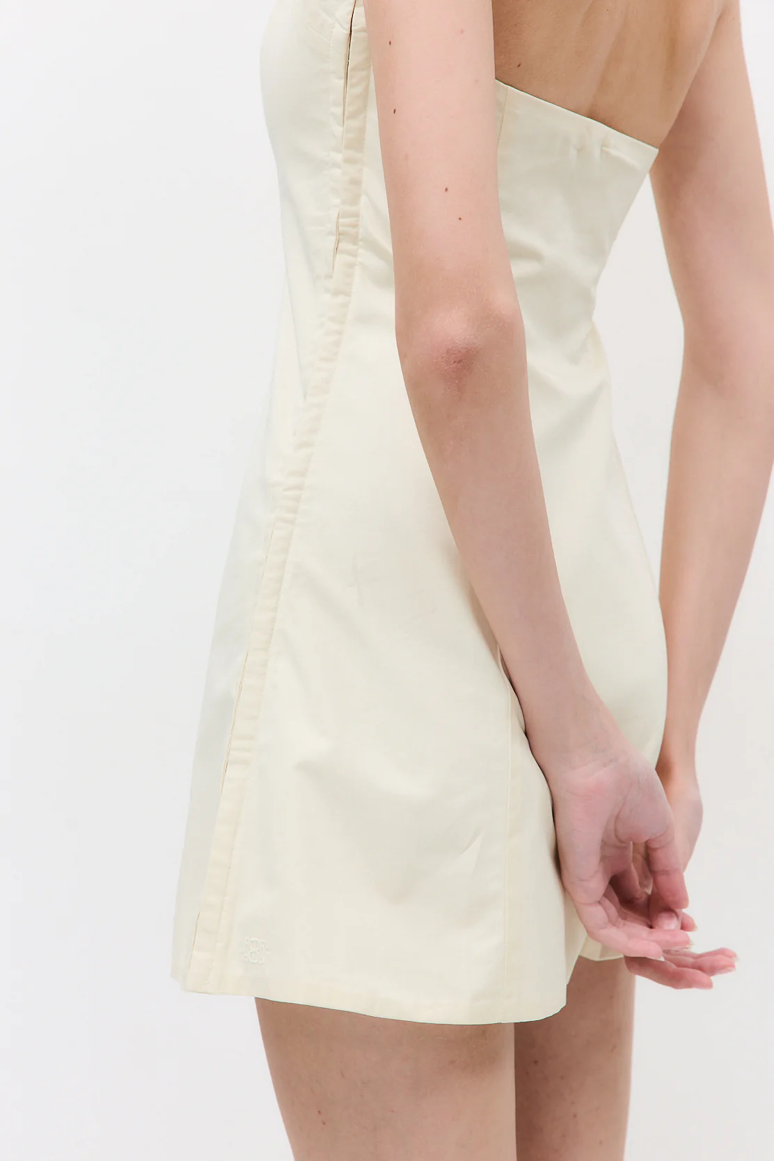 Fitted Poplin Halter Dress - Image 8