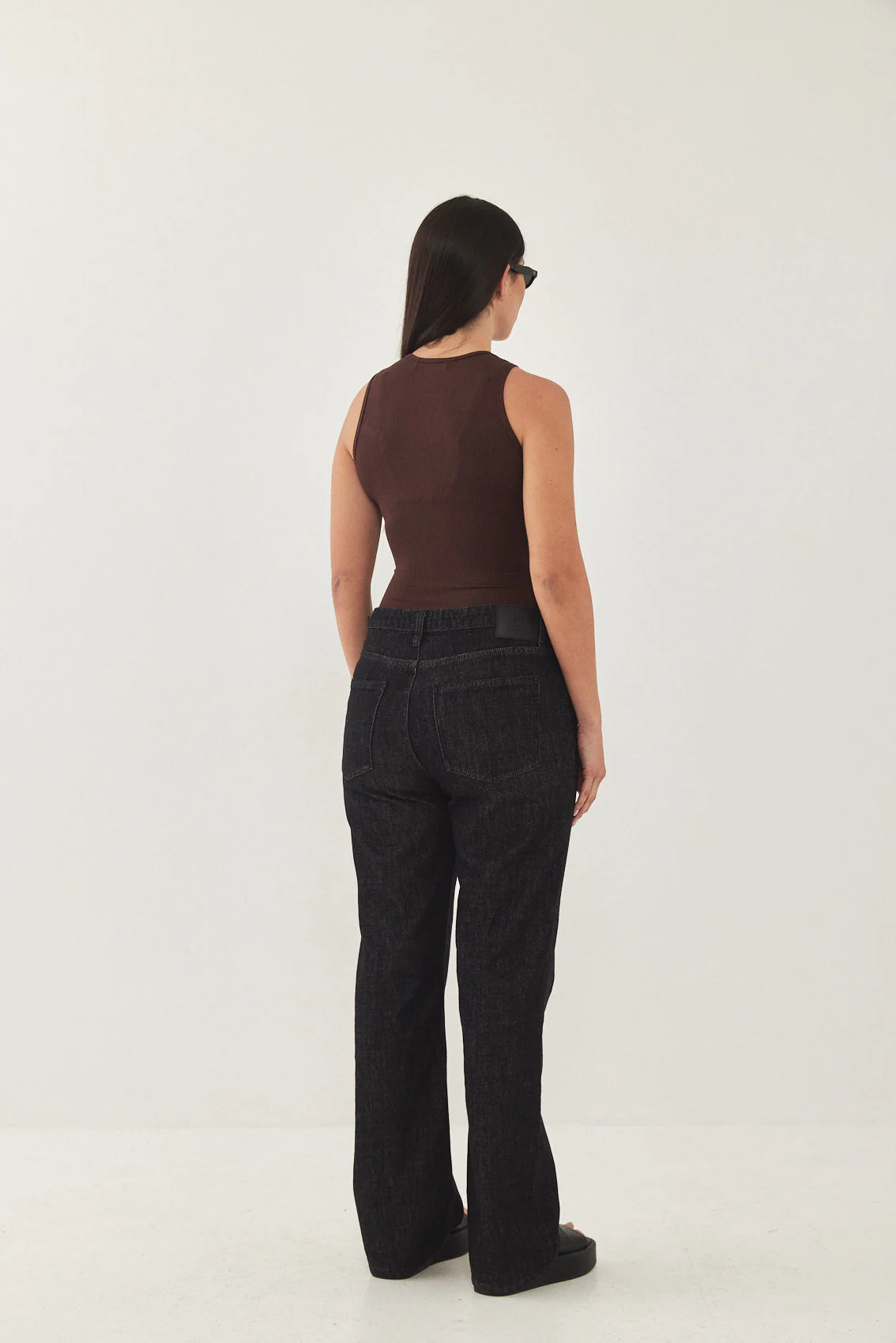 Frontal Cut Out Ribbed Tank Top - Image 5