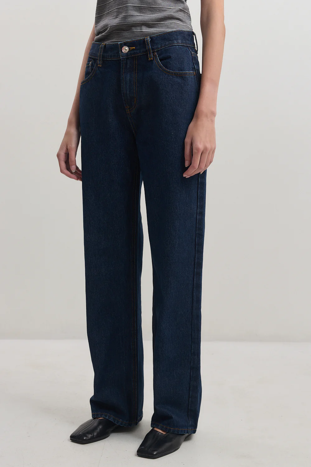 No.11| Mid Rise Full Length Baggy Denim - Image 4