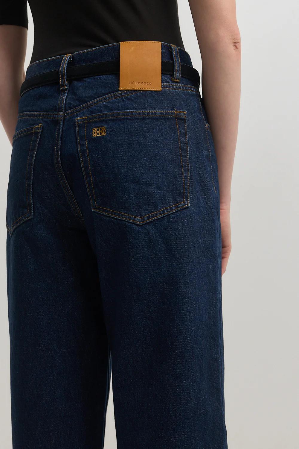 No.21| Mid Rise Barrel Denim - Image 6
