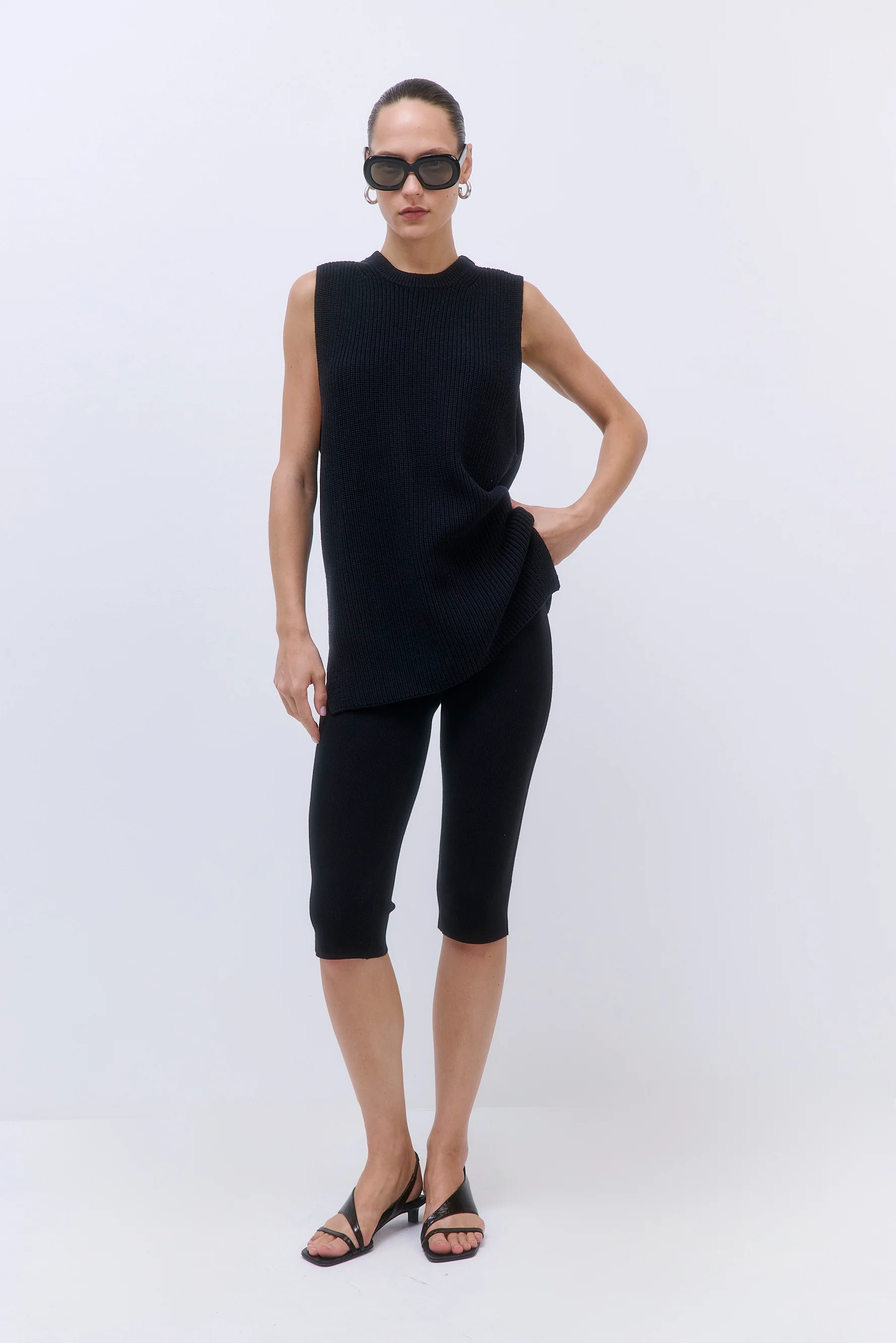 Oversized Crewneck Vest - Image 2