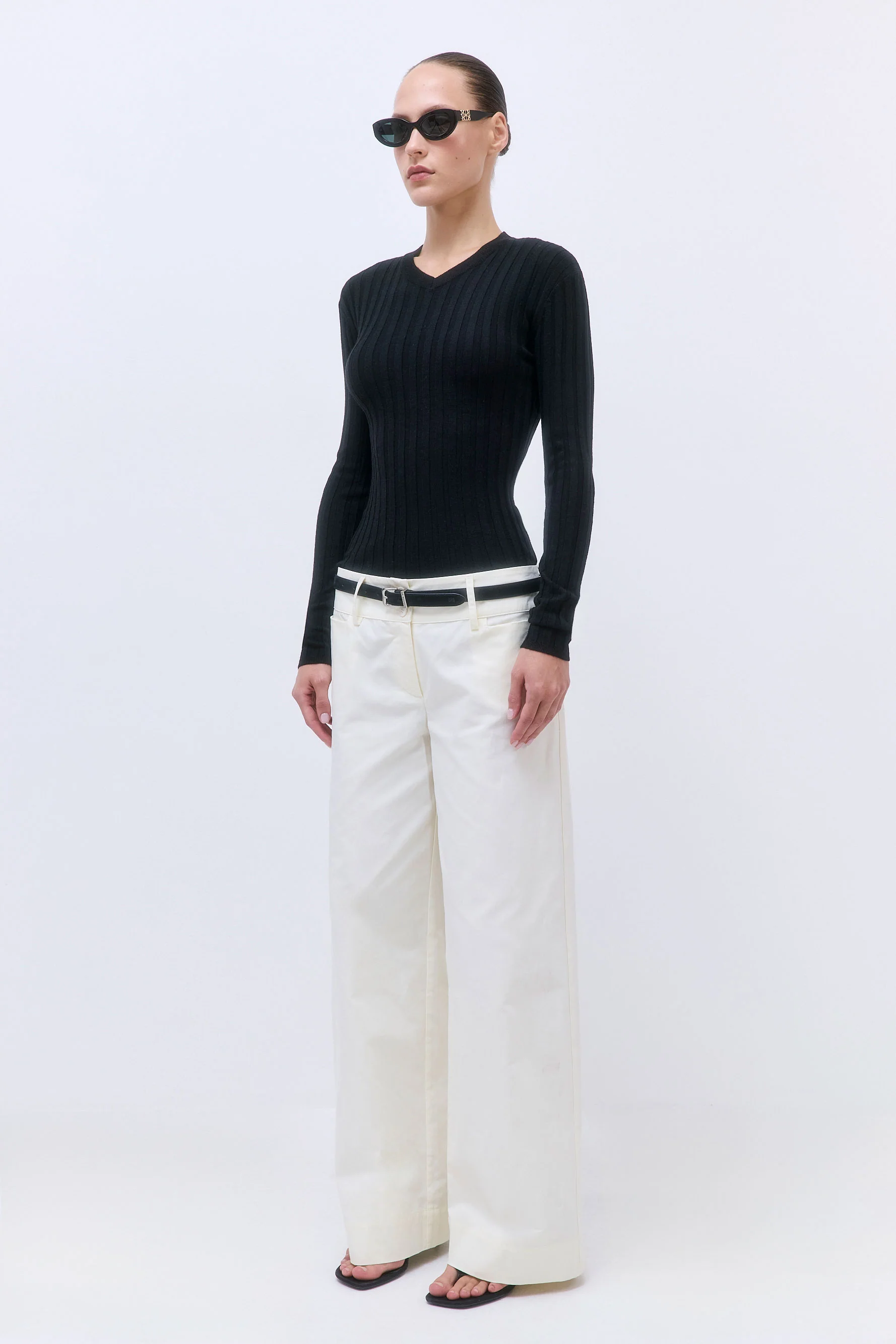 Soft Ribbed V Neck - Image 4